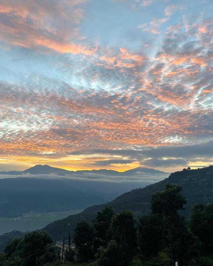 Hotel Pokharaeye Dış mekan fotoğraf