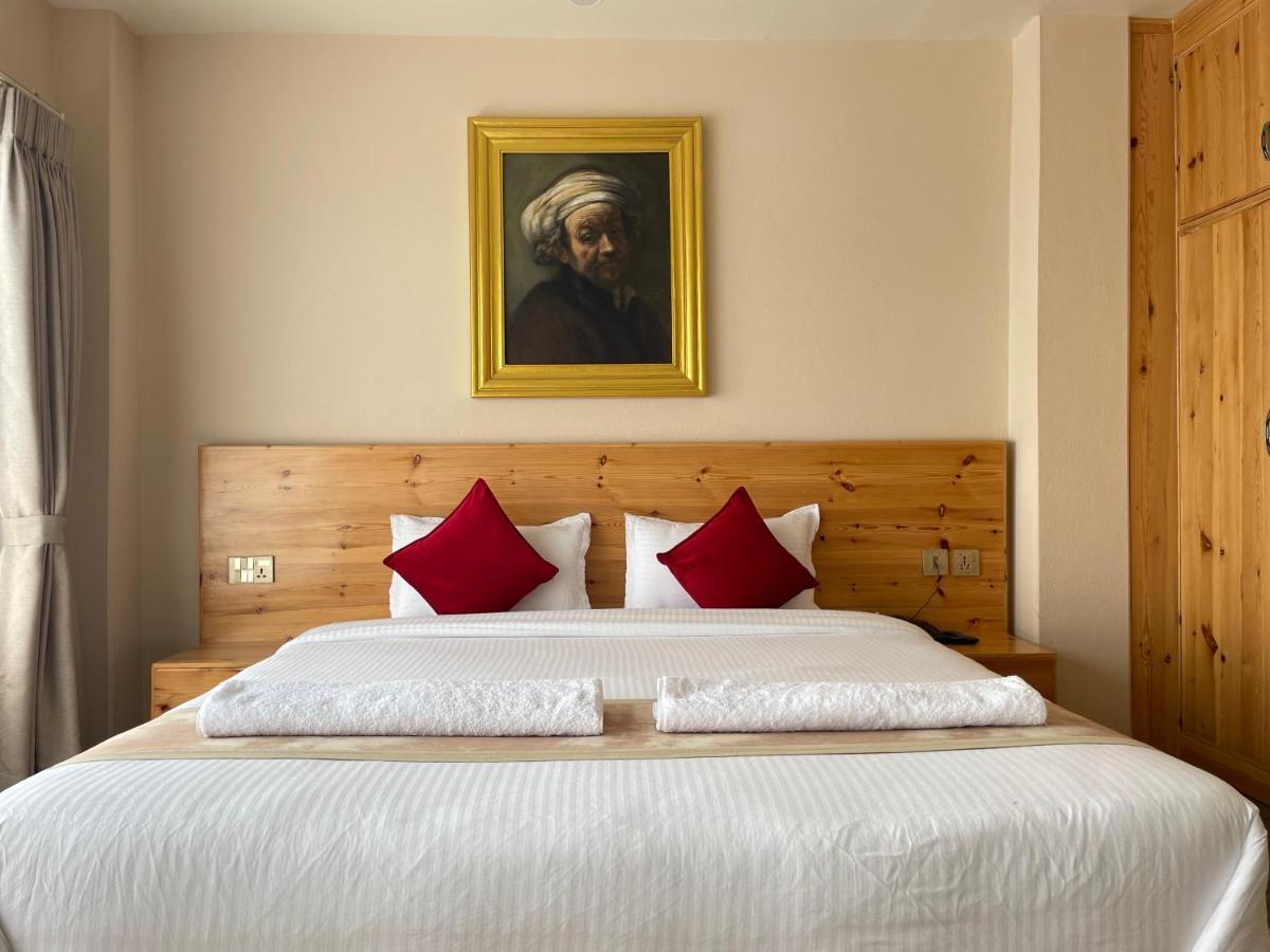 Hotel Pokharaeye Dış mekan fotoğraf